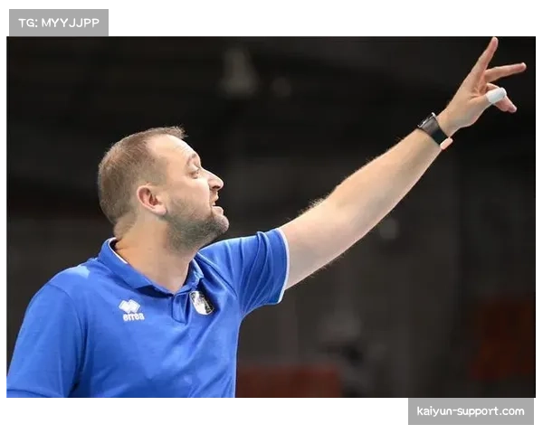 德乙焦点战:佩特科夫建功,基纳头球救主,艾禾斯堡主场战平汉诺威