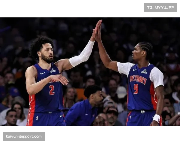 活塞康宁汉姆场均28+6+9 内外双核驱动助球队蜕变